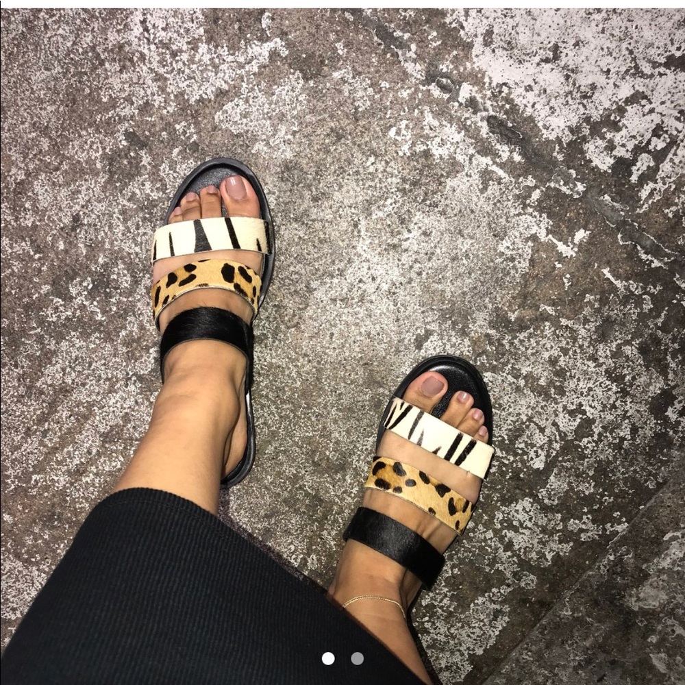 Animal print leather slides